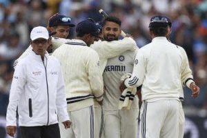 English Cricket Fan's Viral Tribute Celebrates Akash Deep's Edgbaston Heroics