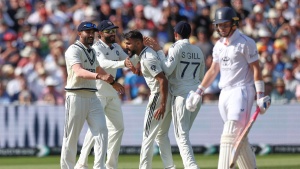 Akash Deep's Fighting Spirit: Debutant Pacer Shakes England After India's Mammoth Score