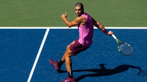 Carlos Alcaraz Stuns US Open Crowd with Audacious Behind-the-Back Shot; Admits to Practicing Crowd-Pleasing Trickery