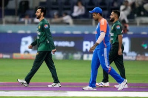 Kapil Dev Urges Focus on Cricket, Not Politics, After India-Pakistan Asia Cup Trophy Snub