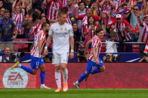 Atletico Madrid Humiliates Real Madrid 5-2 in La Liga Thriller; Alvarez Scores Twice, Ends Real's Winning Streak