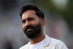 Dinesh Karthik Hails Jitesh Sharma's Relaxed Approach, Cautions Against 'Desperation' Ahead of Asia Cup 2025
OR
Asia Cup 2025: Dinesh Karthik Praises Jitesh Sharma's Natural Game, Warns Against Pressure of India Selection