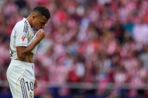 Mbappe Ankle Scare: Deschamps Updates on Fitness Ahead of World Cup Qualifiers