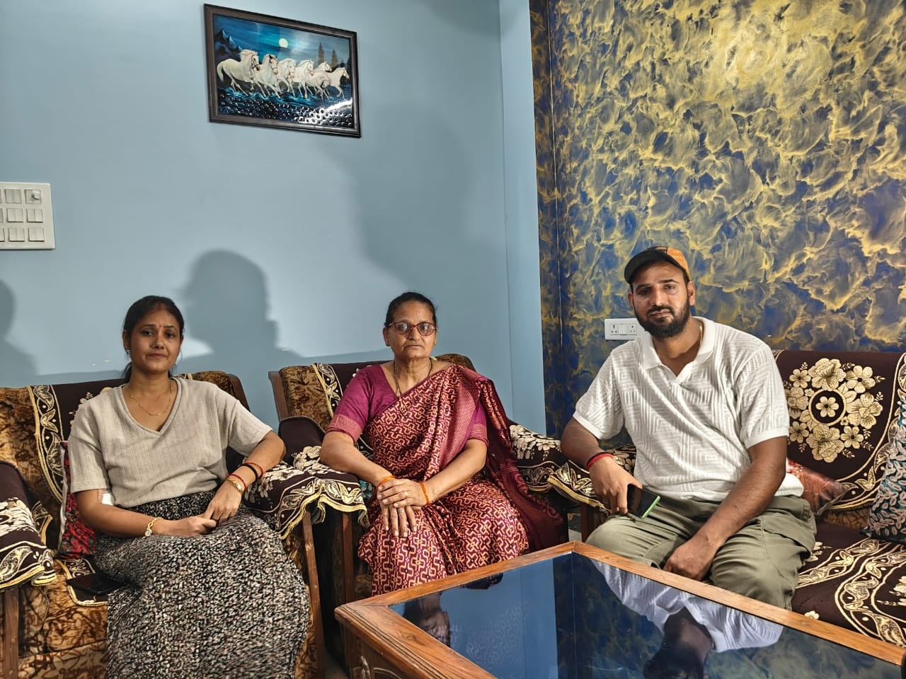 Akash Deep's sister during treatment